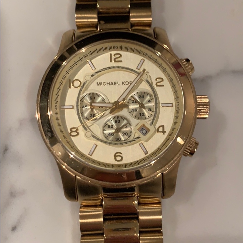 Watch - Picture 2 of 8